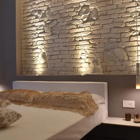 Serendipity East - 2 * Alba (Piedmont)